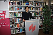Master student An-Vieth Sattler introduced AStA and StuPa.