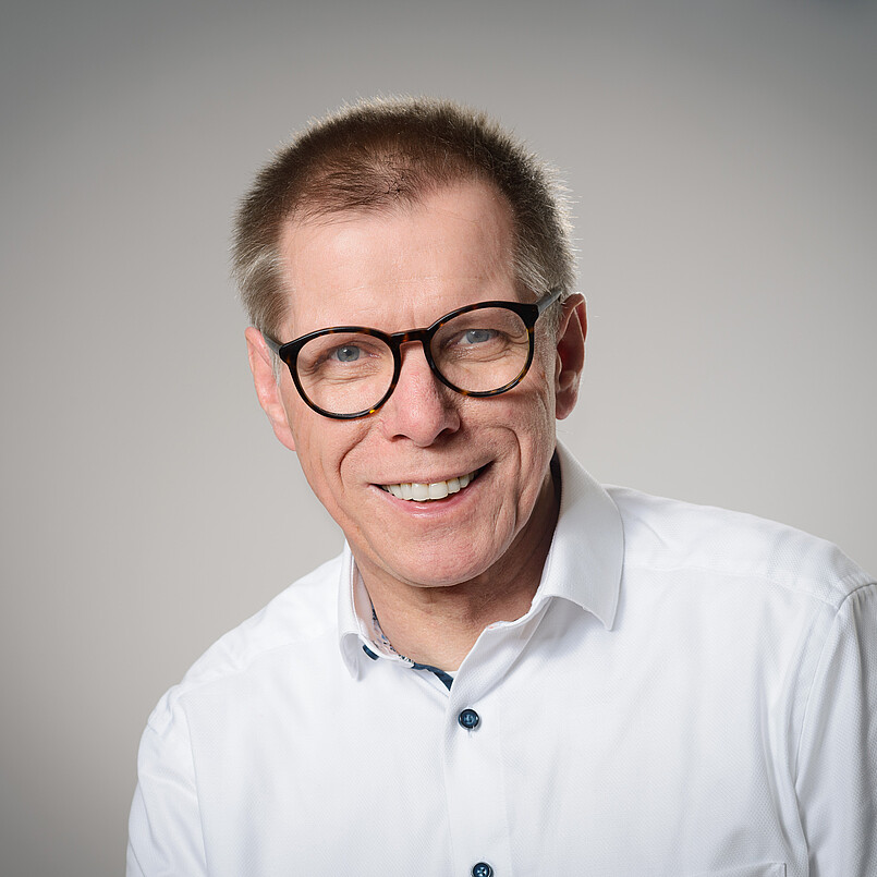 Prof. Dr. Manfred Erbsland