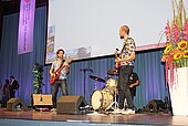 Sorgten beim Festakt für den richtigen Schwung: die Band 'The Necronautics'