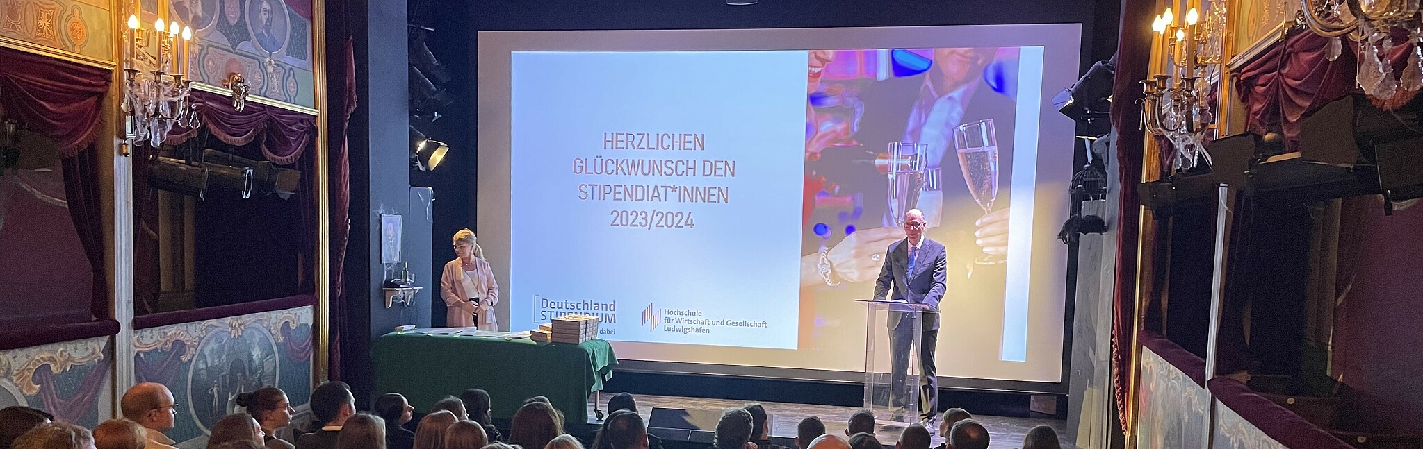 Übergabe Deutschlandstipendien im Prinzregententheater